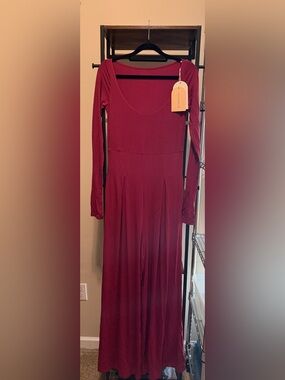Blogilates Cascade V Neck Jumpsuit Burgundy